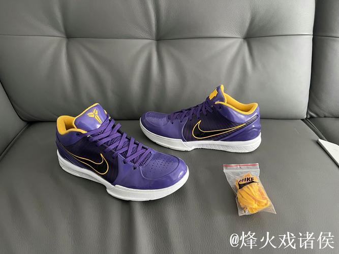 库里穿科比4代球鞋诠释曼巴精神 库里穿科比4代球鞋诠释曼巴精神